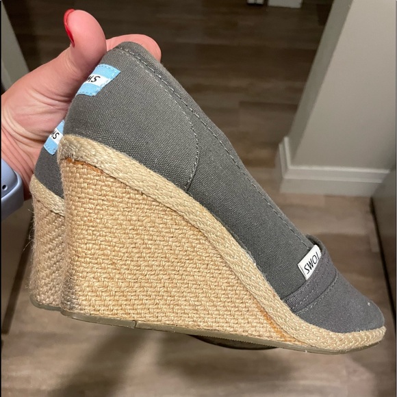 Toms woman’s wedges - Picture 4 of 8